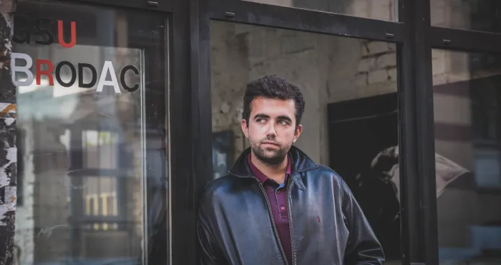 Mak Hubjer, kurator izložbe/