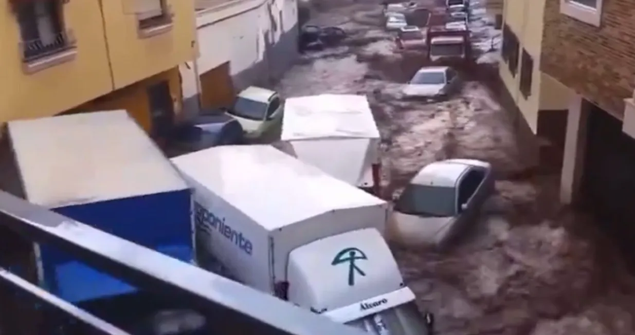 Voda nosi sve pred sobom, Poljska, poplave, pukla brana/