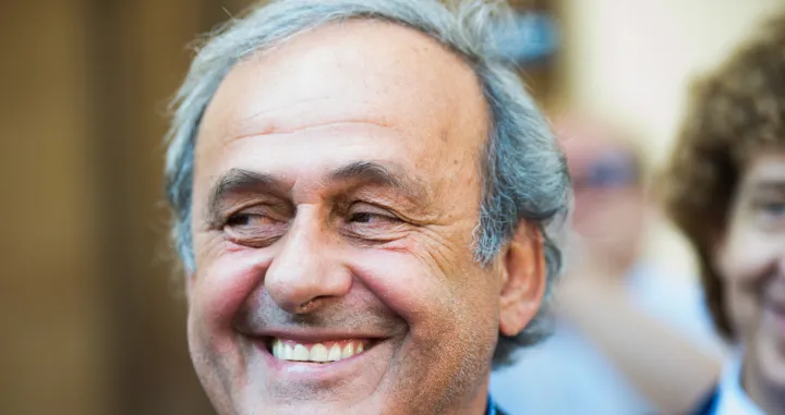 epa10058806 The former president of the the European Football Association UEFA Michel Platini smiles in front of the Swiss Federal Criminal Court after the verdict has been announced, in Bellinzona, Switzerland, 08 July 2022. The trial ended with an acquittal. Former Fifa President Joseph Blatter and Platini, stood trial before the Federal Criminal Court over a suspicious two-million payment. The Federal Prosecutor's Office accused them of fraud. The defense spoke of a conspiracy. EPA/ALESSANDRO CRINARI