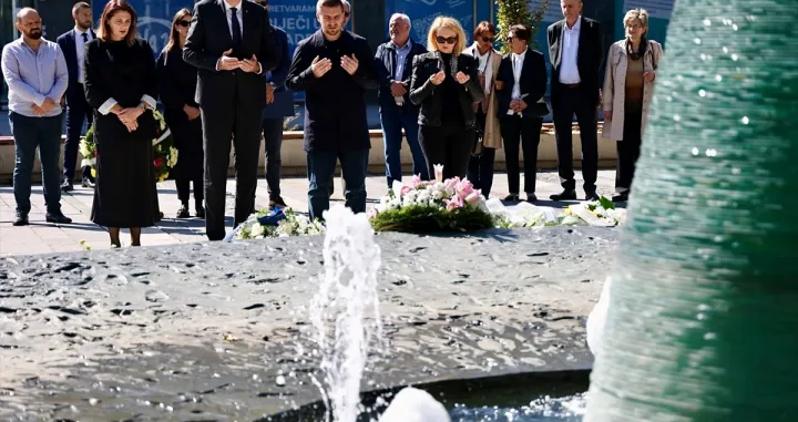 Odata počast i položeno cvijeće/Anadolija/