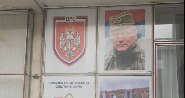 Ratko Mladić, zgrada Opštine Foča/