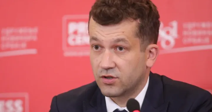 Miloš Vučić, Press Centar UNS/