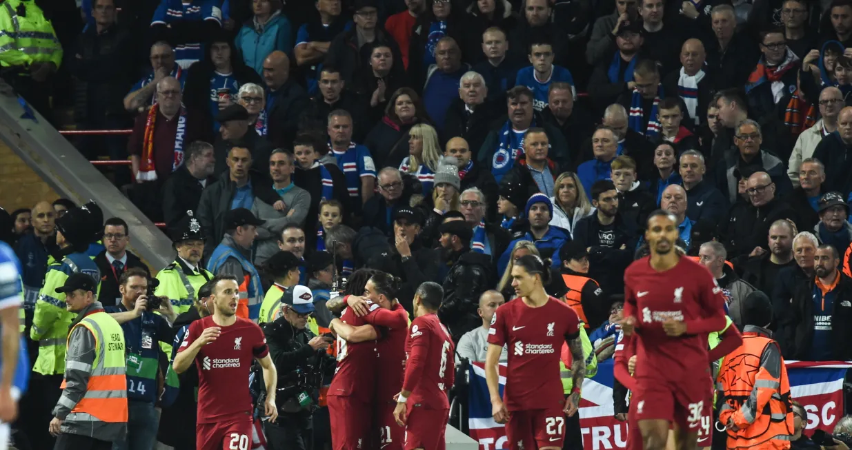 epa10223578 Trent Alexander-Arnold of Liverpool FC celebrates with team mates after scoring a goal during the UEFA Champions League group A soccer match between Liverpool FC and Rangers FC in Liverpool, Britain, 04 October 2022. EPA/Peter Powell