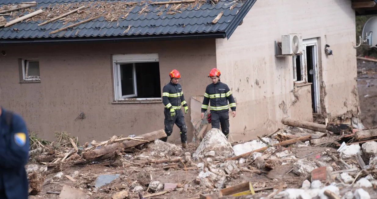 Poplave i klizišta u Donjoj Jablanici, sanaciju štete vrše članovi FUCZ-a/Fucz