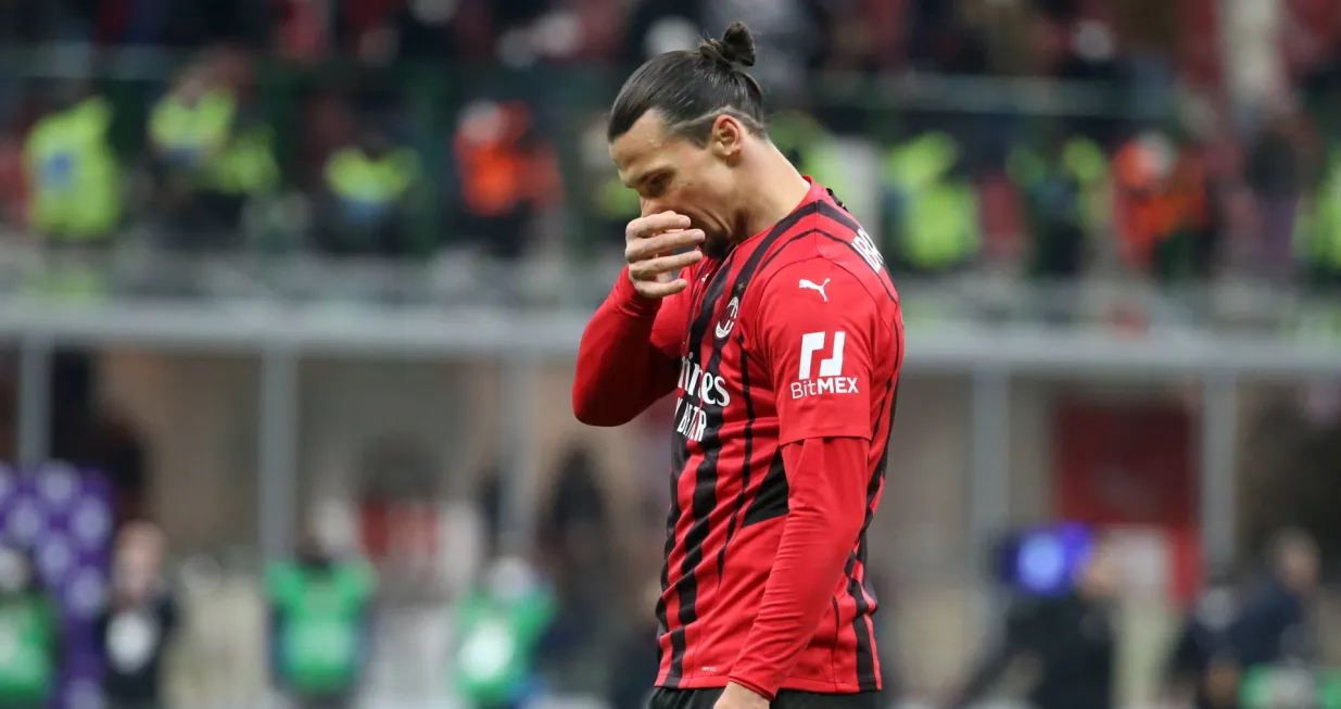 epa09691794 AC Milan's Zlatan Ibrahimovic reacts during the Italian Serie A soccer match between AC Milan and Spezia at Giuseppe Meazza stadium in Milan, Italy, 17 January 2022. EPA/MATTEO BAZZI