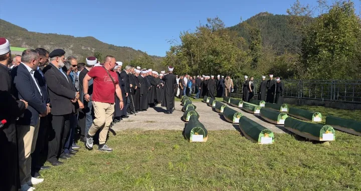 Kolektivna dženaza Jablanica, žrtve poplava i klizišta/Anadolija/