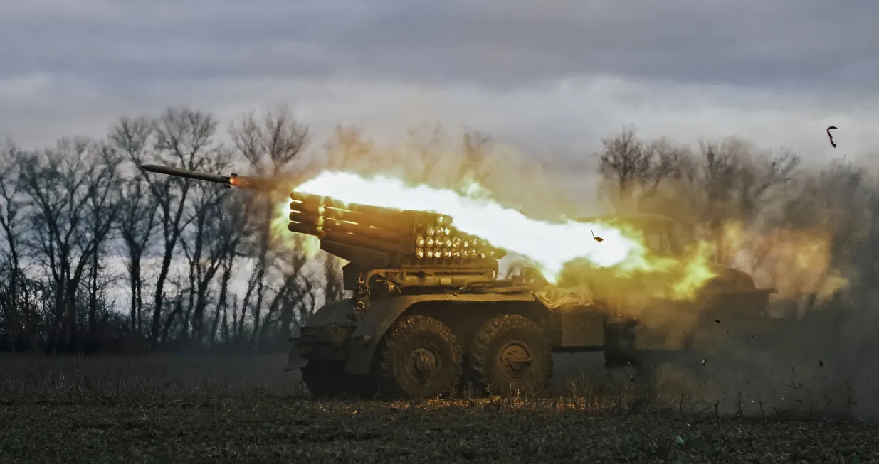 epa10390834 Ukrainian forces fire a multiple rocket launcher at a front line near Bakhmut, Donetsk area, Ukraine, 04 January 2023 (issued 05 January 2023). Heavy fighting is taking place in the region. Russian troops entered Ukraine on 24 February 2022 starting a conflict that has provoked destruction and a humanitarian crisis. EPA/GEORGE IVANCHENKO/George Ivanchenko