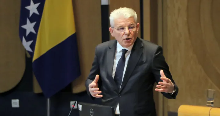 Konstituirajuća sjednica Doma naroda PsBih 2023/Senad Gubelić