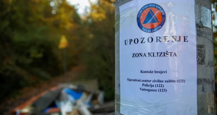 Prema planu, hitna evakuacija pripremljena je za 31 objekat, odnosno 77 osoba/