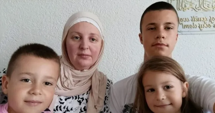 Anelija je majka troje djece/Facebook/