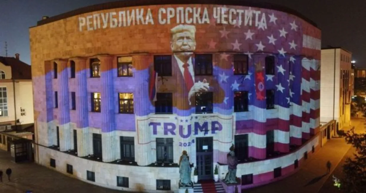 Donald Trump, zastava SAD-a, Banja Luka, Amerika, pobjeda Trumpa, proslava, Palata RS/