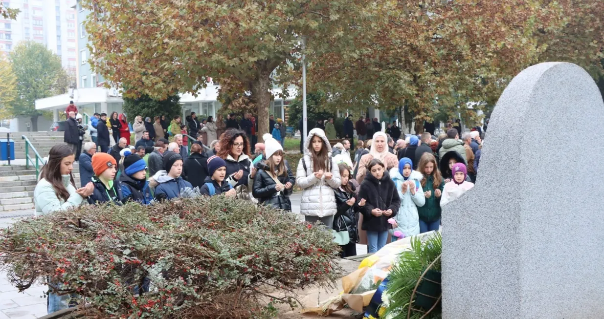 Godišnjica pogibije učiteljice Fatima Gunić i troje njenih učenika/