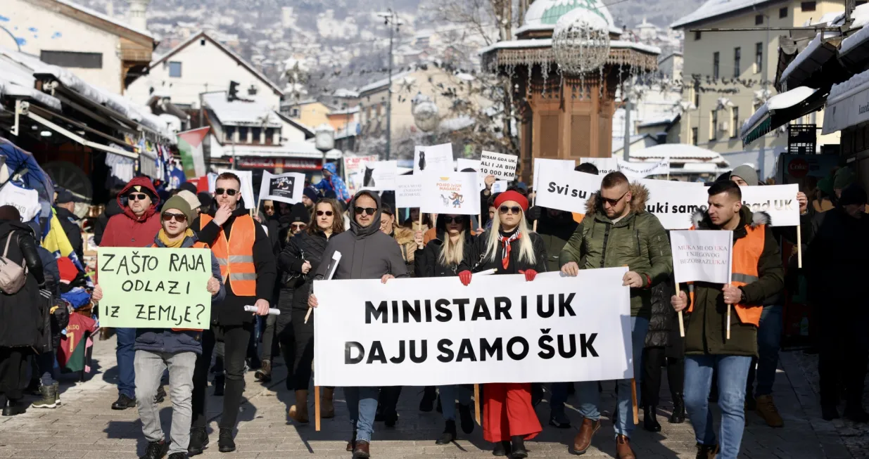 Protest mladih zbog smanjenja subvencija za kupovinu prve nekretnine, Sarajevo, 21. januar 2024./N1