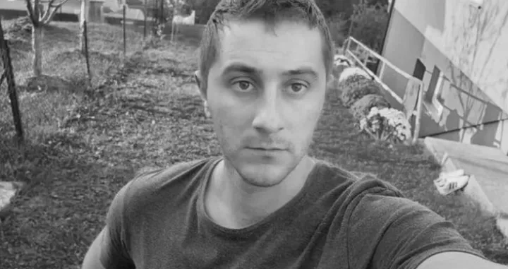 Bolest je bila jača/Facebook/