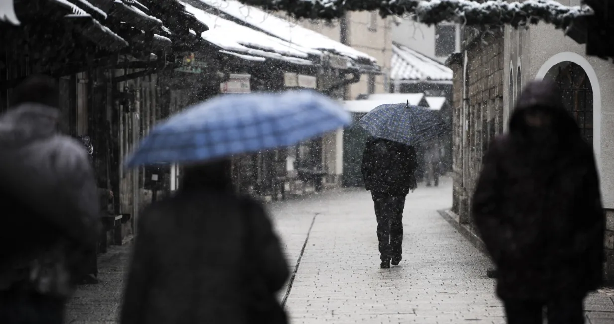 Sarajevo, BiH - 08. januar 2021:Danas u Bosni i Hercegovini oblačno vrijeme. Širom zemlje će padati susnježica ili snijeg, s tim što će u nizinama negdje padati i kiša. (Samır Jordamovıc - Anadolu Agency)/Samır Jordamovıc