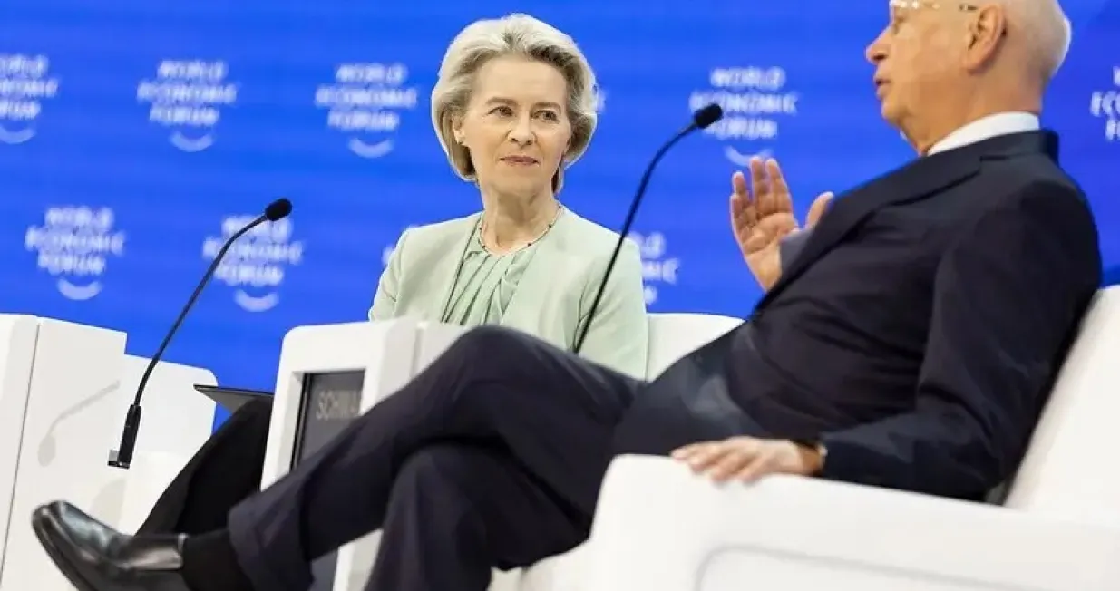 Von der Leyen i Schwab: Prijatelji u Davosu, godišnji sastanak WEF-a, januar 2024. /////