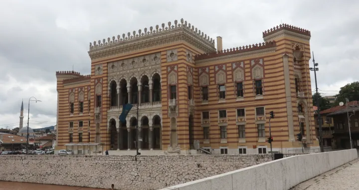 Vijećnica godišnjica od granatiranja/Didier Torche