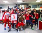 Slavlje igrača FK Crvena zvezda u svlačionici nakon Stuttgarta