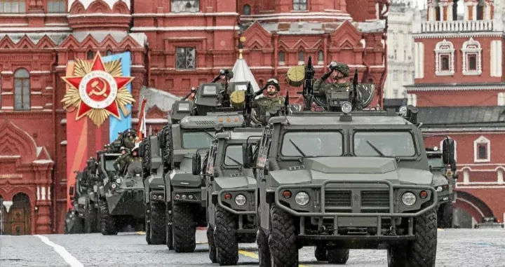 Rusi su ponosni na svoje oružje čije su brojne glavne komponente proizvedene u zemljama NATO-a i KIne/