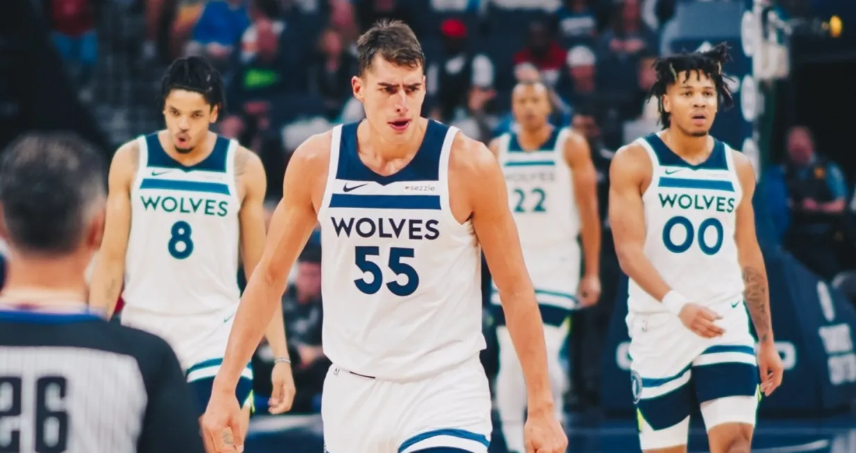 Luka GarzaMinnesota Timberwolves