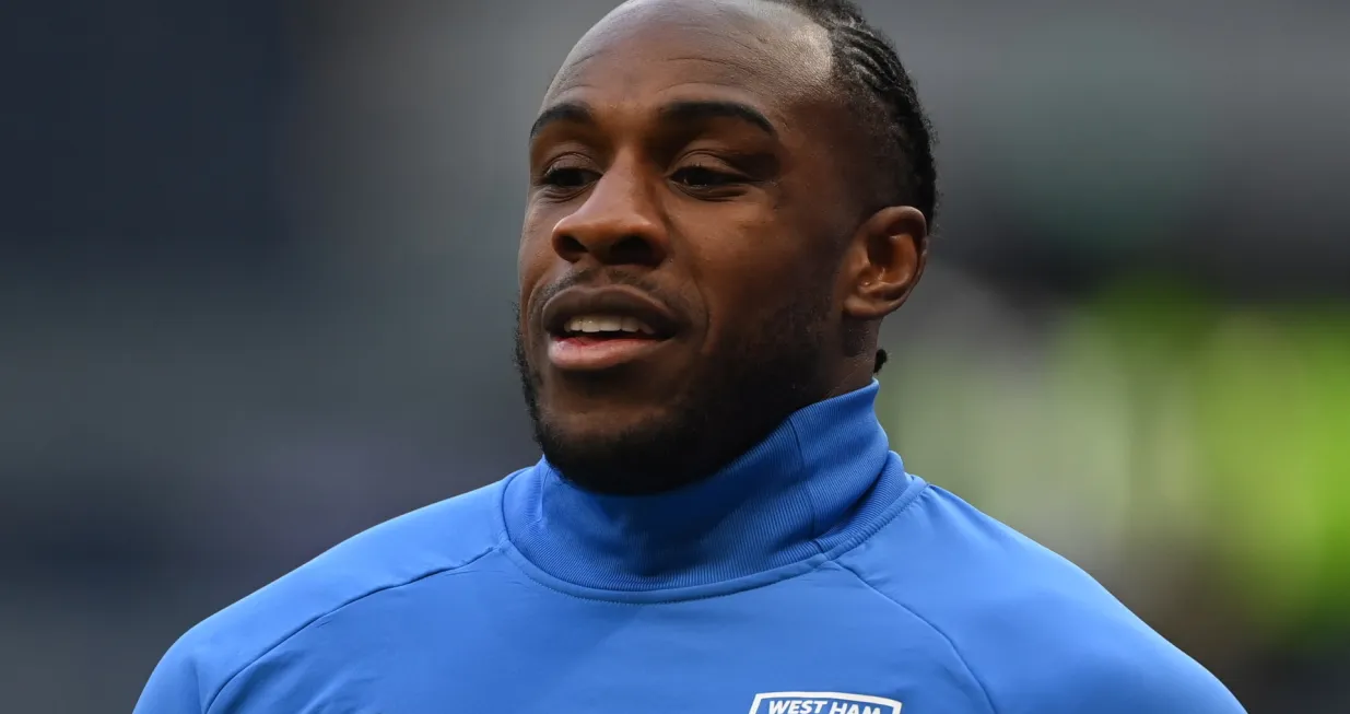 epa09838477 West Ham's Michail Antonio warms up ahead of the English Premier League soccer match between Tottenham Hotspur and West Ham United at the Tottenham Hotspur Stadium in London, Britain, 20 March 2022. EPA/NEIL HALL EDITORIAL USE ONLY. No use with unauthorized audio, video, data, fixture lists, club/league logos or 'live' services. Online in-match use limited to 120 images, no video emulation. No use in betting, games or single club/league/player publications