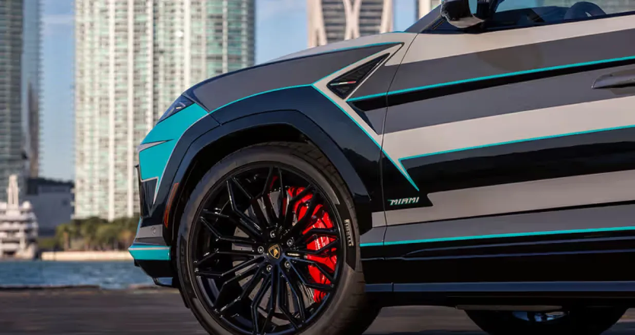 lamborghini urus miami Hypebeast/