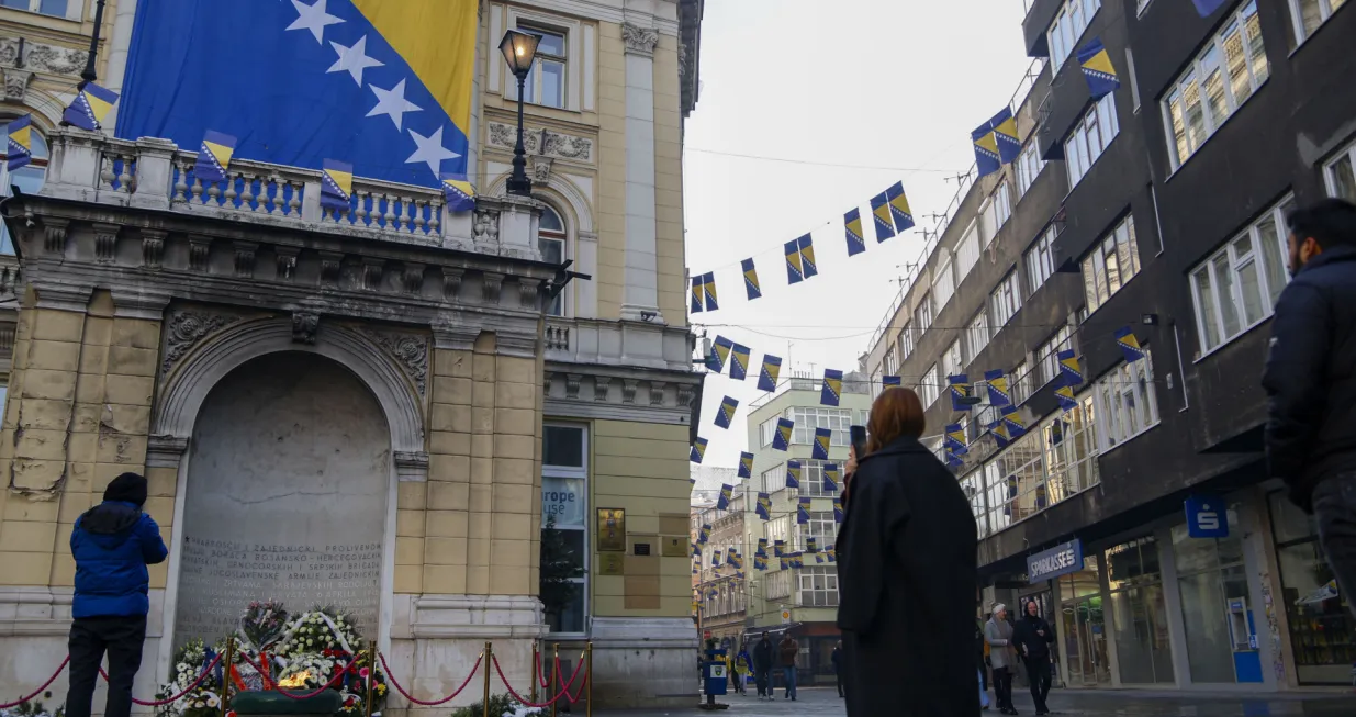 Atmosfera u gradu na Dan državnosti 25. novembra/Damir Deljo