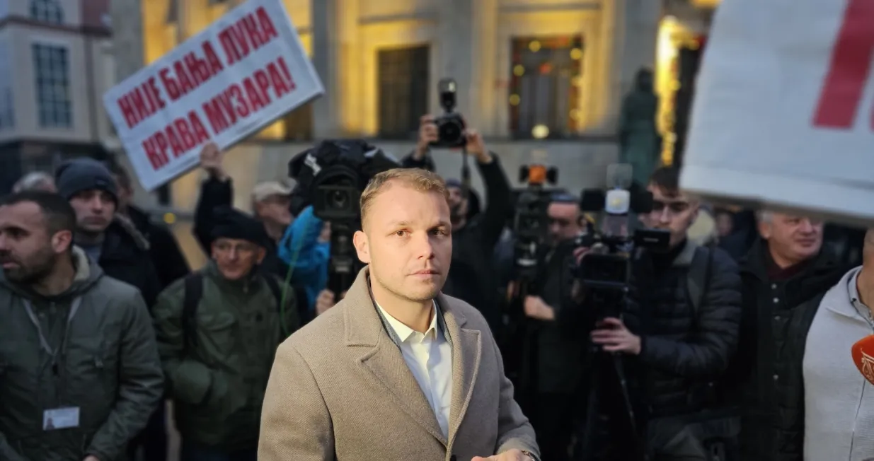 Protest u Banjoj Luci, Draško Stanivuković, manje para za gradove Banja Luka, Bijeljina, Palata predsjednika/Goran Dakić/