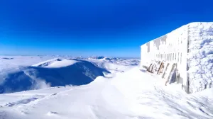 Bjelašnica, vrh Bjelašnice, snijeg, bajkovit prizor, sunce, skijanje, planina/Džemal Velić