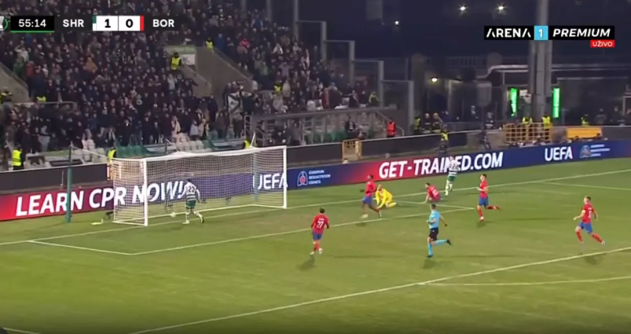 Pogodak Shamrocka za 2:0