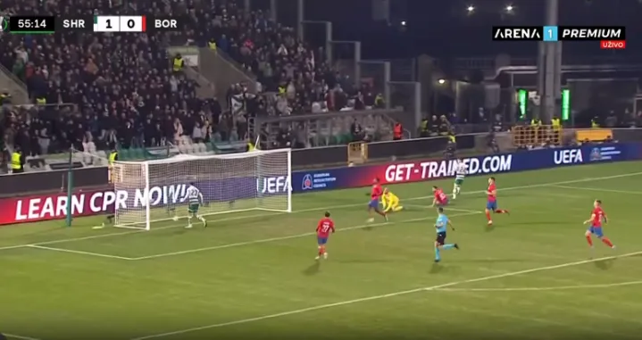 Pogodak Shamrocka za 2:0