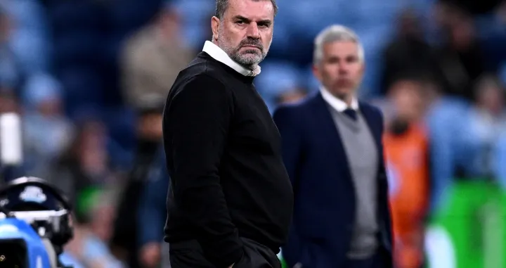 epa10310280 Celtic manager Ange Postecoglou reacts during the Sydney Super Cup exhibition soccer match between Sydney FC and Celtic FC in Sydney, Australia, 17 November 2022. EPA/DAN HIMBRECHTS AUSTRALIA AND NEW ZEALAND OUT