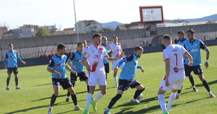 HŠK Zrinjski - FK RadnikIvan JukićKristijan StanićMiloš JokićAleksandar VasićNenad RaševićNikola Mandić