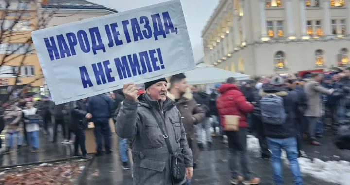 Protest u Banjoj Luci, Draško Stanivuković, manje para za gradove Banja Luka, Bijeljina, Palata predsjednika/Goran Dakić/