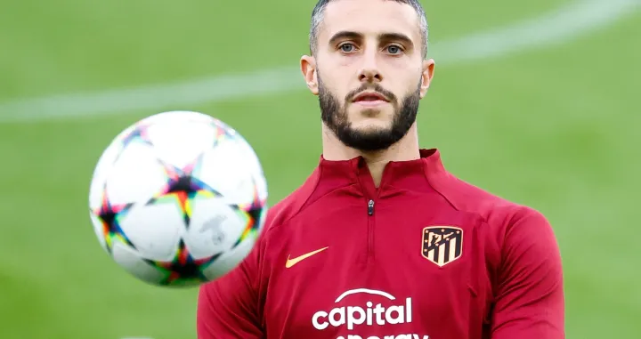 epa10221595 Mario Hermoso of Atletico Madrid during a training session ahead of a Champions League Match between Club Brugge and Atletico Madrid, in Bruges, Belgium, 03 October 2022. The match will takes place on 04 October in Bruges. EPA/STEPHANIE LECOCQ