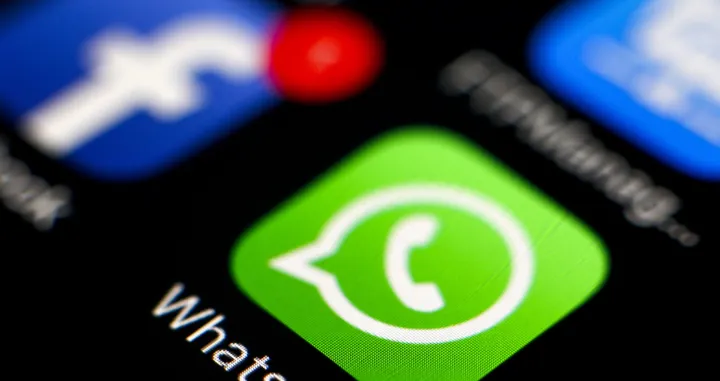 epa09442518 (FILE) - The logo of the messaging application WhatsApp on a smartphone in Taipei, Taiwan, 07 April 2016 (reissued 02 September 2021). The Irish Data Protection Commissioner (DPC) in a statement on 02 September 2021 announced it had 'imposed a fine of 225 million euro on WhatsApp' Ireland over the messenger application's handling data sharing with its parent company Facebook. EPA/RITCHIE B. TONGO *** Local Caption *** 52735033/Ritchie B. Tongo