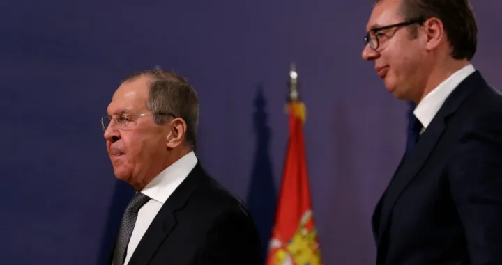 epa09517268 Russian Foreign Minister Sergei Lavrov (L) leaves after the press conference with Serbian President Aleksandar Vucic (R) after their meeting in Belgrade, Serbia, 10 October 2021. Foreign Minister Lavrov is on an official visit to Serbia. EPA/ANDREJ CUKIC/Andrej Cukic