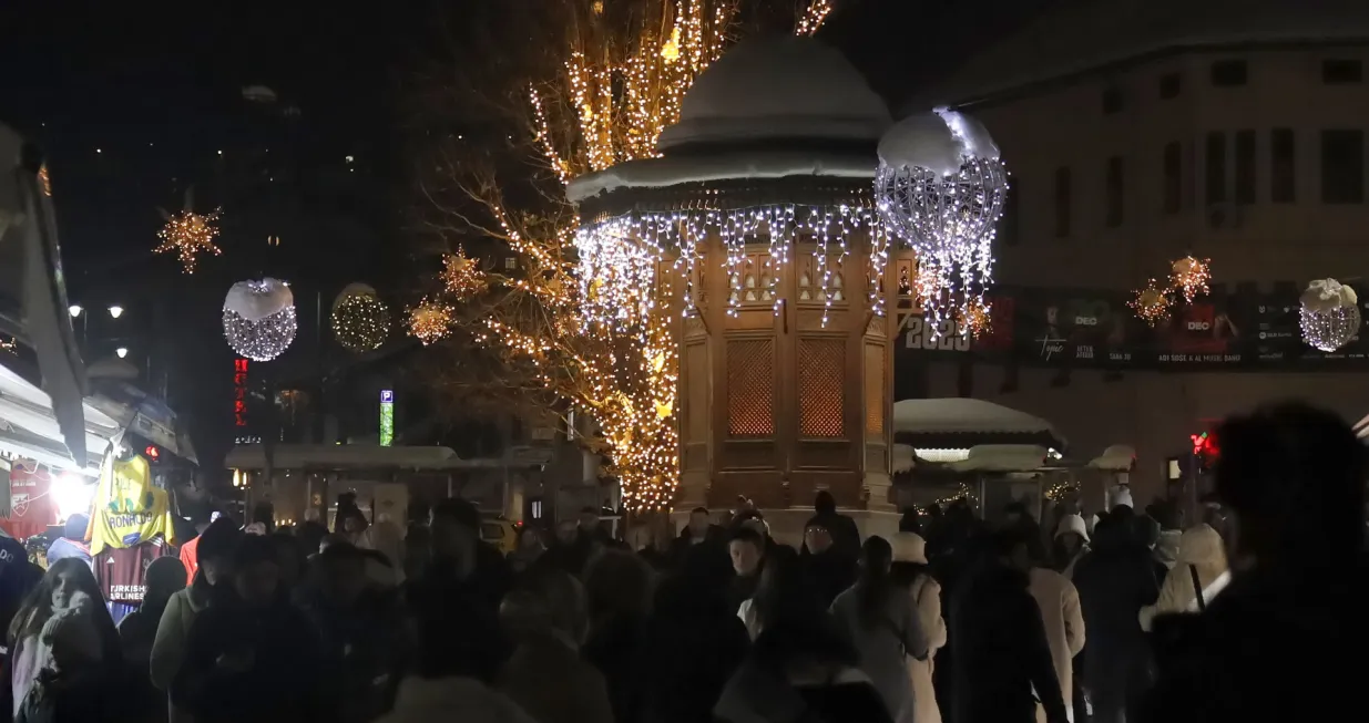 sarajevo okićen grad/Senad Gubelić