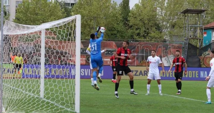 FK Sloboda - FK VeležPetar KunićOsman Hadžikić