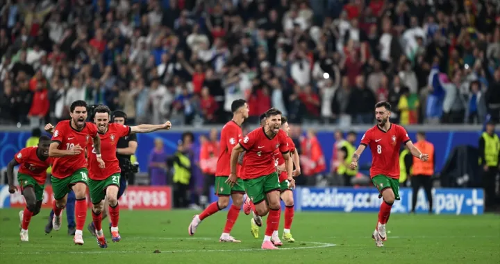 Fudbalska reprezentacija Portugala (Portugal)Bruno FernandesCristiano RonaldoDiogo JotaRuben NevesNuno Mendes