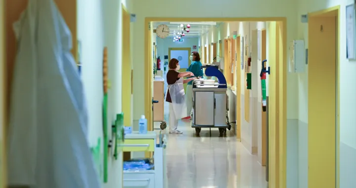 epa10349954 View down a corridor at the pediatric intensive care unit of the St. Joseph Hospital Tempelhof in Berlin, Germany 05 December 2022. Pediatric intensive care units are running out of beds in Germany as rising numbers of infecting babies and toddlers by human respiratory syncytial virus (RSV) are reported by health care officials and is pushing hospitals to their limits. EPA/Filip Singer ATTENTION: This Image is part of a PHOTO SET/Filip Singer