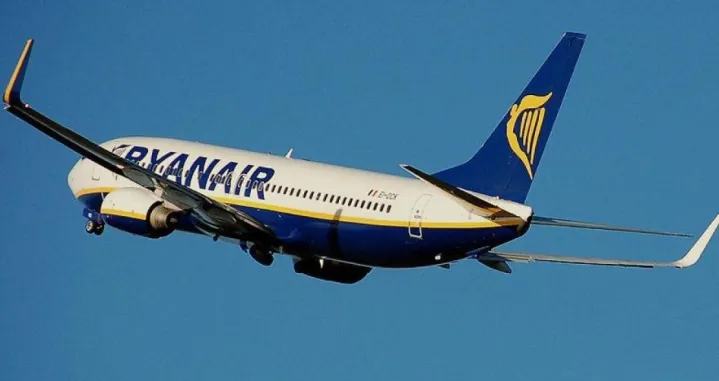 Ryanair// 