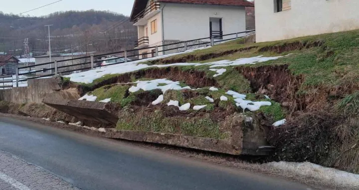 Klizište u Dobrovcima/Gp Maljevac 