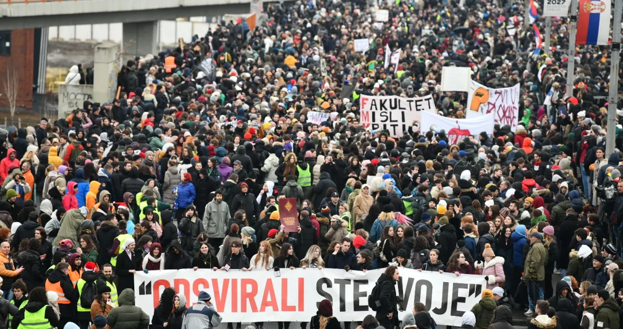 Studenti blokirali Mostarsku petlju u Beogradu/Vesna Lalić