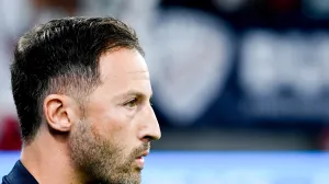 epa10166454 Leipzig's head coach Domenico Tedesco during the UEFA Champions League group F soccer match between RB Leipzig and Shakhtar Donetsk in Leipzig, Germany, 06 September 2022 (issued 07 September 2022). RB Leipzig sacked their head coach Domenico Tedesco after 4-1 Champions League defeat against Shakhtar Donetsk. EPA/Filip Singer