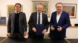 Toni Kraljević, Samir Kurtović i Nermin Nikšić; Potpisan je Sporazum o osnovici i bodu za obračun plaća u FBiH//