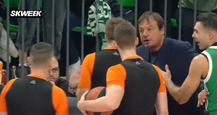 Ergin Ataman i sudije