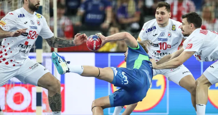 26.01.2025., Arena Zagreb, Zagreb - IHF Svjetsko rukometno prvenstvo 2025., drugi krug, skupina IV, Hrvatska - Slovenija. Leon Susnja, Jure Dolenec, Josip Simic, Ivan Martinovic Photo: Sanjin Strukic/PIXSELL