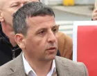 Poslanik u NSRS Nebojša Vukanović pres ispred ohr-a/Senad Gubelić