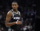 epa10253763 Sacramento Kings guard De'Aaron Fox after a play against the Portland Trail Blazers during the second half of the NBA game at Golden 1 Center in Sacramento, California, USA, 19 October 2022. EPA/JOHN G. MABANGLO SHUTTERSTOCK OUT